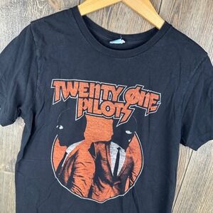 Twenty One Pilots Band Emotional Roadshow Graphic Tee Black T-Shirt Medium